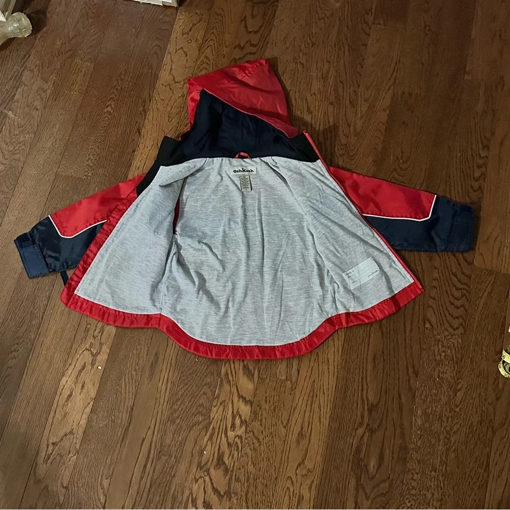 OshKosh B'gosh Boys Red and Navy Kids Water Resistant Lined Jacket size 4